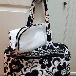 Vera Bradley GORGEOUS Diaper Bag  Black & White